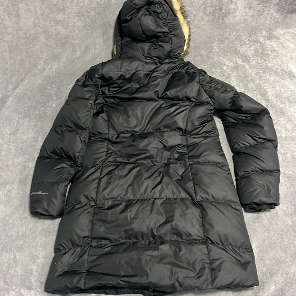 Women's Lodge Cascadian Down Parka, Size- Medium - Picture 11 of 13